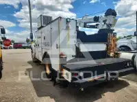 2011 Ford F-750 фото