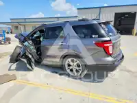 2011 Ford EXPLORER photo