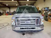 2011 Ford ECONOLINE фото