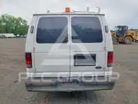 2011 Ford ECONOLINE фото