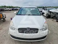 2011 Hyundai Accent фото