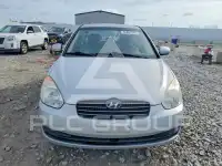 2011 Hyundai Accent photo