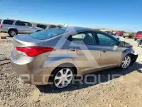 2011 Hyundai Elantra photo