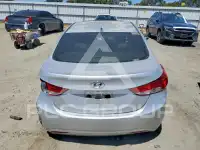 2011 Hyundai Elantra photo