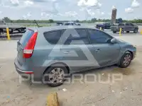 2011 Hyundai Elantra photo