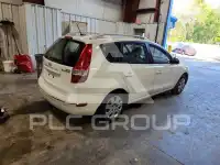 2011 Hyundai Elantra photo