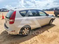2011 Hyundai Elantra фото