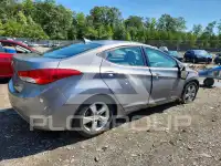 2011 Hyundai Elantra photo