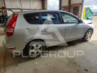 2011 Hyundai Elantra photo