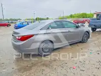 2011 Hyundai Sonata photo