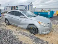 2011 Hyundai Sonata photo