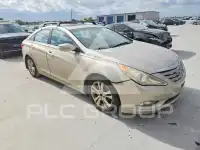 2011 Hyundai Sonata photo