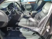 2011 Volkswagen Touareg фото