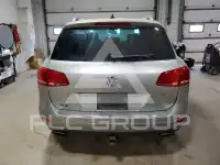 2011 Volkswagen Touareg фото