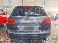 2011 Volkswagen Touareg photo