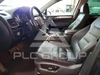 2011 Volkswagen Touareg photo