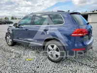 2011 Volkswagen Touareg photo