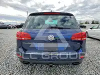 2011 Volkswagen Touareg photo