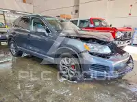 2011 Volkswagen Touareg photo