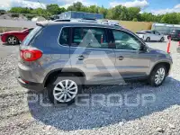 2011 Volkswagen Tiguan фото