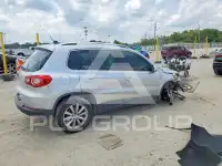 2011 Volkswagen Tiguan фото