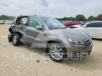 2011 Volkswagen Tiguan фото