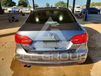 2011 Volkswagen Jetta photo