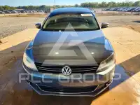 2011 Volkswagen Jetta photo
