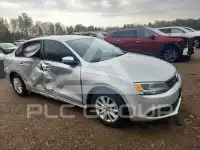 2011 Volkswagen Jetta photo