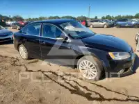 2011 Volkswagen Jetta photo