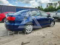 2011 Volkswagen Jetta photo