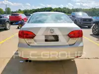 2011 Volkswagen Jetta photo