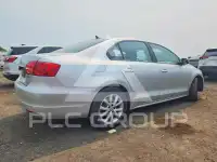 2011 Volkswagen Jetta photo