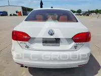 2011 Volkswagen Jetta photo