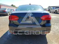 2011 Volkswagen Jetta photo