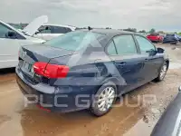 2011 Volkswagen Jetta photo