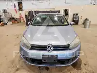 2011 Volkswagen GOLF photo