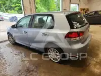2011 Volkswagen GOLF photo