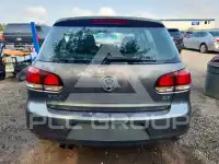2011 Volkswagen GOLF photo