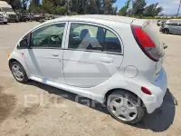 2012 Mitsubishi  фото