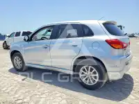 2012 Mitsubishi OUTLANDER фото