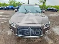 2012 Mitsubishi OUTLANDER фото
