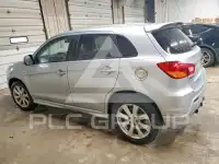 2012 Mitsubishi OUTLANDER фото