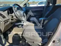 2012 Mitsubishi OUTLANDER фото