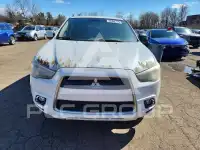 2012 Mitsubishi OUTLANDER фото