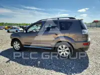 2012 Mitsubishi OUTLANDER photo