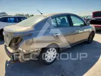 2012 Nissan VERSA photo