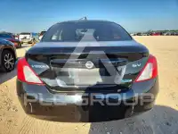 2012 Nissan VERSA photo