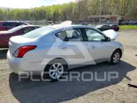 2012 Nissan VERSA photo