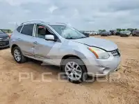 2012 Nissan ROGUE photo